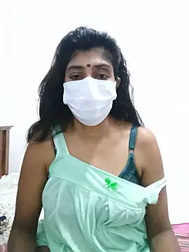 Snapshot of Amisha-35 chatting on 07-15-26, 01:00 Amisha-35 online show from 07-15-26, 01:00