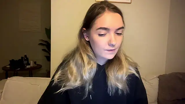 RoxyWet online show from 06-09-26, 11:44