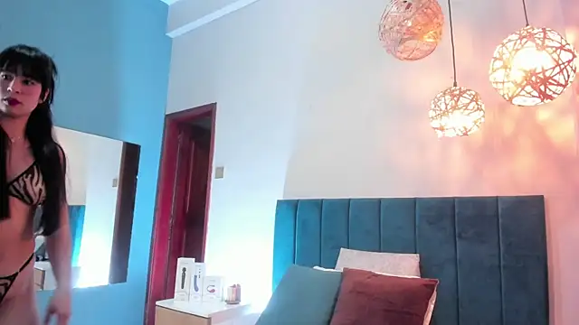 Snapshot of SabrinaWarren_ chatting on 05-27-26, 12:40 SabrinaWarren online show from 05-27-26, 12:40