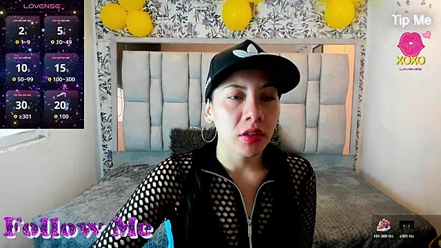 Abril Fox   online show from 06-22-26, 12:13