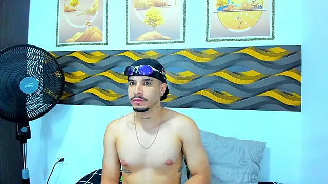 Leon Hotx online show from 04-24-26, 07:27