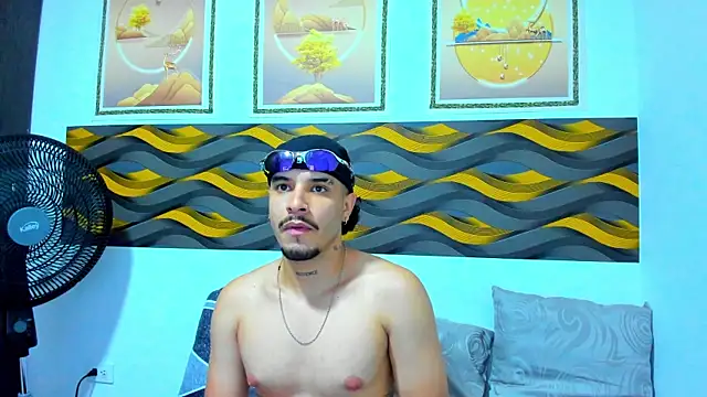 Leon Hotx online show from 04-29-26, 07:31