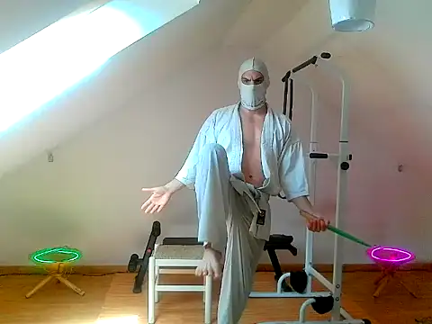 Snapshot of NinjaLaser chatting on 05-02-26, 11:37 NinjaLaser online show from 05-02-26, 11:37