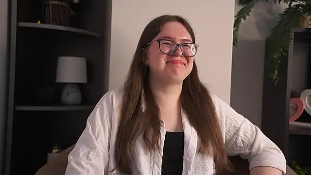 LinseyBellisario online show from 03-15-26, 09:26