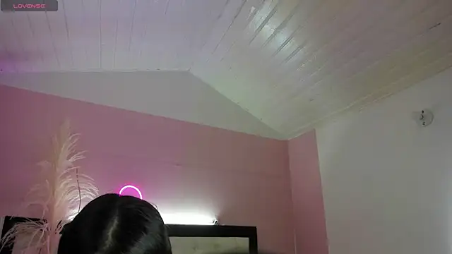 Julieth Caandy online show from 06-26-26, 11:36