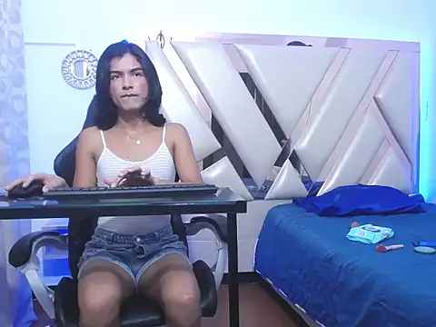 Madisson jones online show from 03-17-26, 11:46