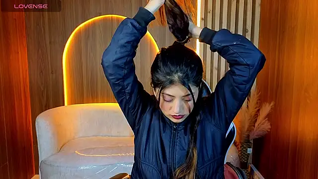 Lia queen tx online show from 07-24-26, 03:26