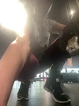 EmelyGigi online show from 04-12-26, 03:50