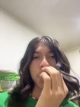 Snapshot of honeyy_a chatting on 03-14-26, 01:01 honeyy a online show from 03-14-26, 01:01