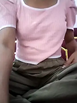 Snapshot of Tasty_Cherry chatting on 04-21-26, 08:20 Tasty Cherry online show from 04-21-26, 08:20