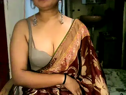 YAMUNA 012 online show from 04-18-26, 09:04