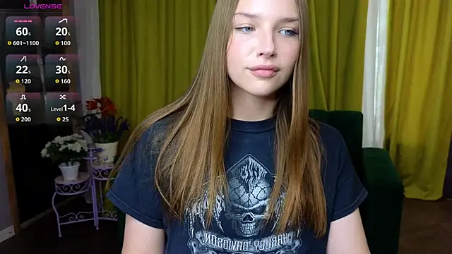 Snapshot of DariaAngels chatting on 06-17-26, 11:34 DariaAngels online show from 06-17-26, 11:34