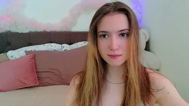 Snapshot of LeenMoonie chatting on 07-10-26, 05:12 LeenMoonie online show from 07-10-26, 05:12