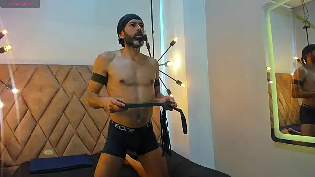 Jorge Perezz online show from 03-30-26, 02:29