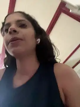 Snapshot of karlatiburcio chatting on 06-09-26, 03:12 karlatiburcio online show from 06-09-26, 03:12