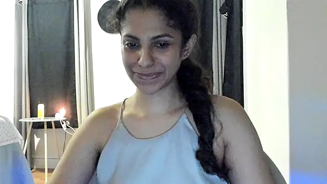 Snapshot of karlatiburcio chatting on 07-07-26, 04:15 karlatiburcio online show from 07-07-26, 04:15