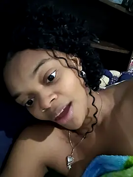 Snapshot of marialuiza2027 chatting on 04-13-26, 11:59 marialuiza2027 online show from 04-13-26, 11:59