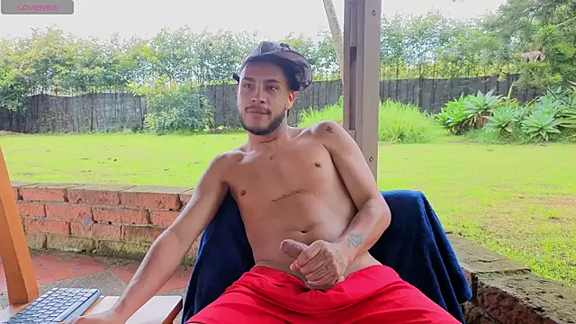 DilanAndres online show from 04-29-26, 02:43