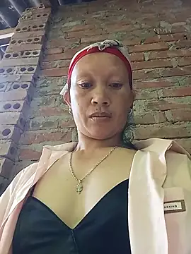 Heli pusy online show from 05-22-26, 11:32