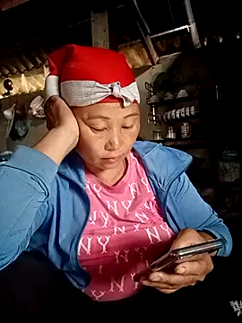 Snapshot of kalara_kail chatting on 05-21-26, 01:56 kalara kail online show from 05-21-26, 01:56