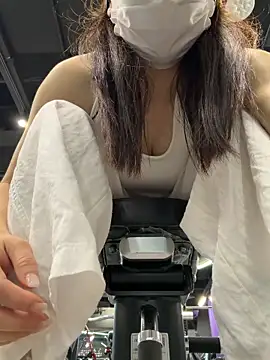 Snapshot of zhizhibaobei chatting on 06-03-26, 11:32 zhizhibaobei online show from 06-03-26, 11:32