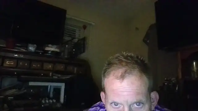 Snapshot of strokingjoe14585 chatting on 04-17-26, 07:55 strokingjoe14585 online show from 04-17-26, 07:55