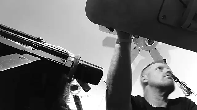 Snapshot of strokingjoe14585 chatting on 05-15-26, 04:14 strokingjoe14585 online show from 05-15-26, 04:14