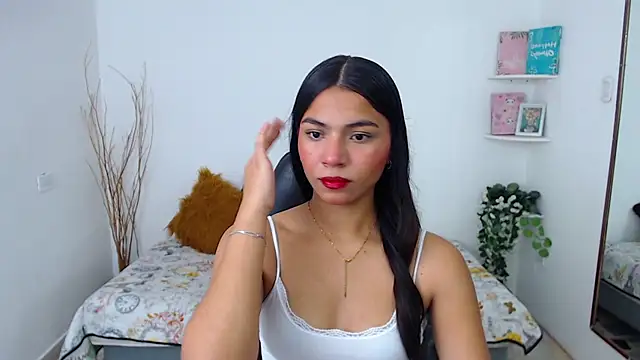Emma Faith online show from 06-15-26, 01:57