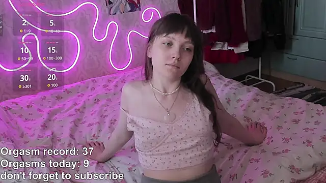 RileyNymph online show from 04-19-26, 03:17