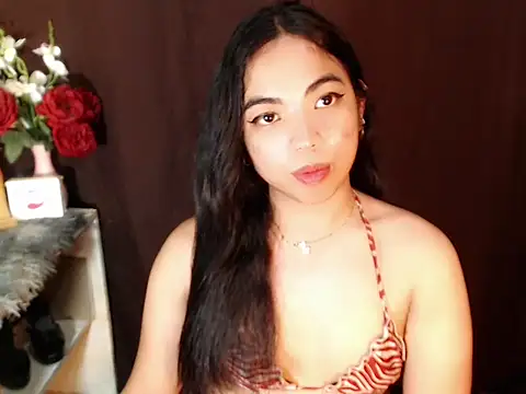 Snapshot of xLinda_Walkerx chatting on 05-27-26, 11:57 xLinda Walkerx online show from 05-27-26, 11:57