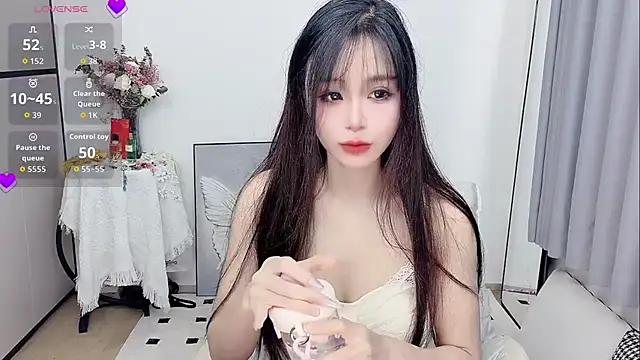 Snapshot of Gaoyang- chatting on 05-21-26, 07:15 Gaoyang- online show from 05-21-26, 07:15