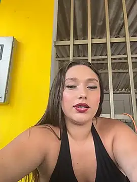Snapshot of Naughty-Samanta- chatting on 07-28-26, 04:39 Naughty-Samanta- online show from 07-28-26, 04:39