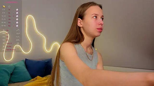 Emma dream  online show from 06-13-26, 01:03