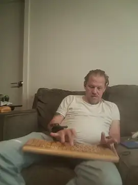 yourMasterisBored online show from 03-27-26, 02:17