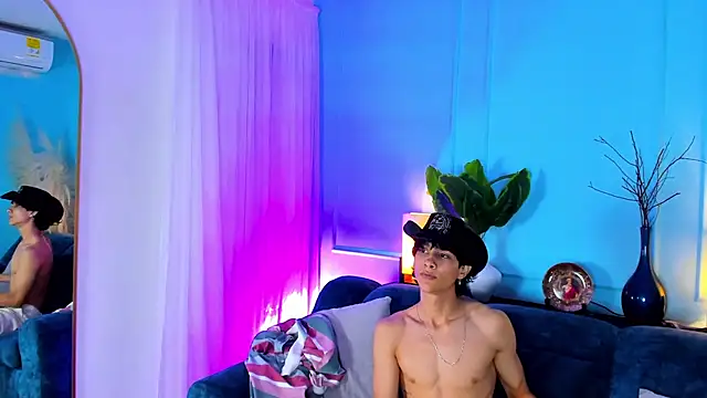 Cheys Mast online show from 03-15-26, 03:51