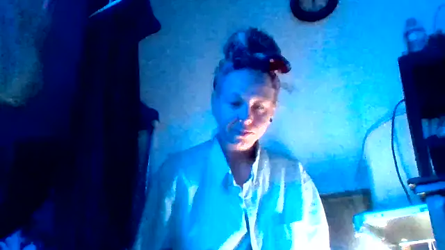 Snapshot of Ambionce chatting on 06-16-26, 07:05 Ambionce online show from 06-16-26, 07:05
