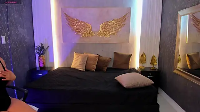 Emily-brown  online show from 04-10-26, 11:26