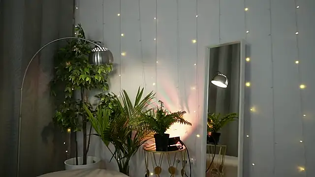 MsKionny online show from 04-07-26, 09:59