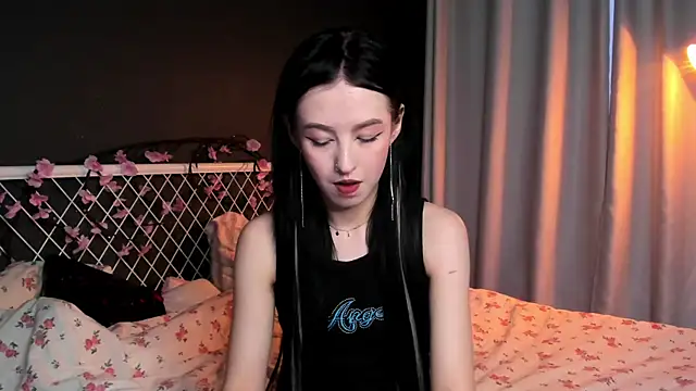 lizaa breeze online show from 07-11-26, 05:48
