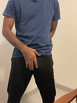 xreoz1245 online show from 03-17-26, 11:41