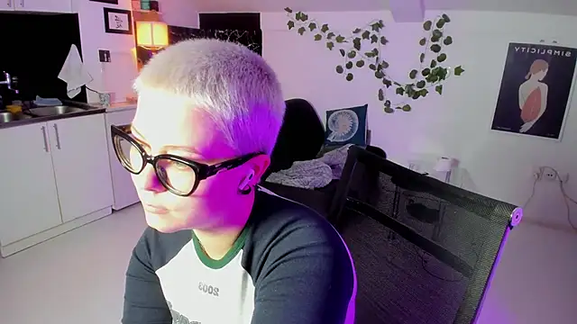 VexaVeylish online show from 06-30-26, 06:42