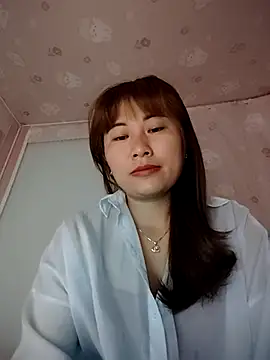 Snapshot of Lucxy-ki6 chatting on 05-04-26, 08:38 Lucxy-ki6 online show from 05-04-26, 08:38