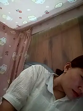 Snapshot of Lucxy-ki6 chatting on 05-07-26, 11:43 Lucxy-ki6 online show from 05-07-26, 11:43