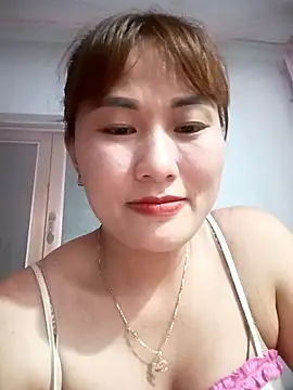 Snapshot of Lucxy-ki6 chatting on 05-15-26, 01:18 Lucxy-ki6 online show from 05-15-26, 01:18