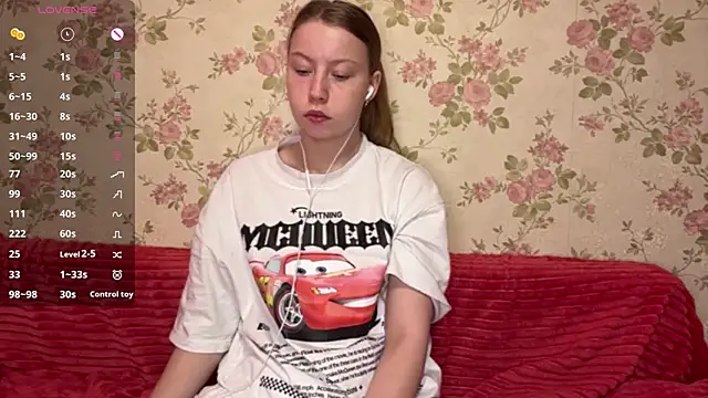 EleneShedden online show from 04-25-26, 07:22
