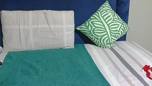 Melitaxx online show from 07-10-26, 04:17