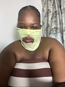 Snapshot of NaughtyGirl0000 chatting on 06-19-26, 05:28 NaughtyGirl0000 online show from 06-19-26, 05:28
