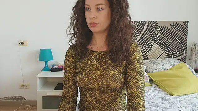 IreneBlue  online show from 05-28-26, 07:38
