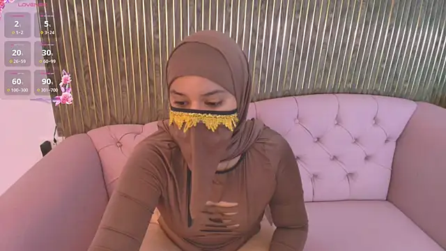 Aminaa Kaarim online show from 04-22-26, 06:20