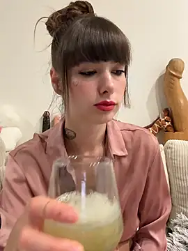 xsugarbabe online show from 05-06-26, 06:24